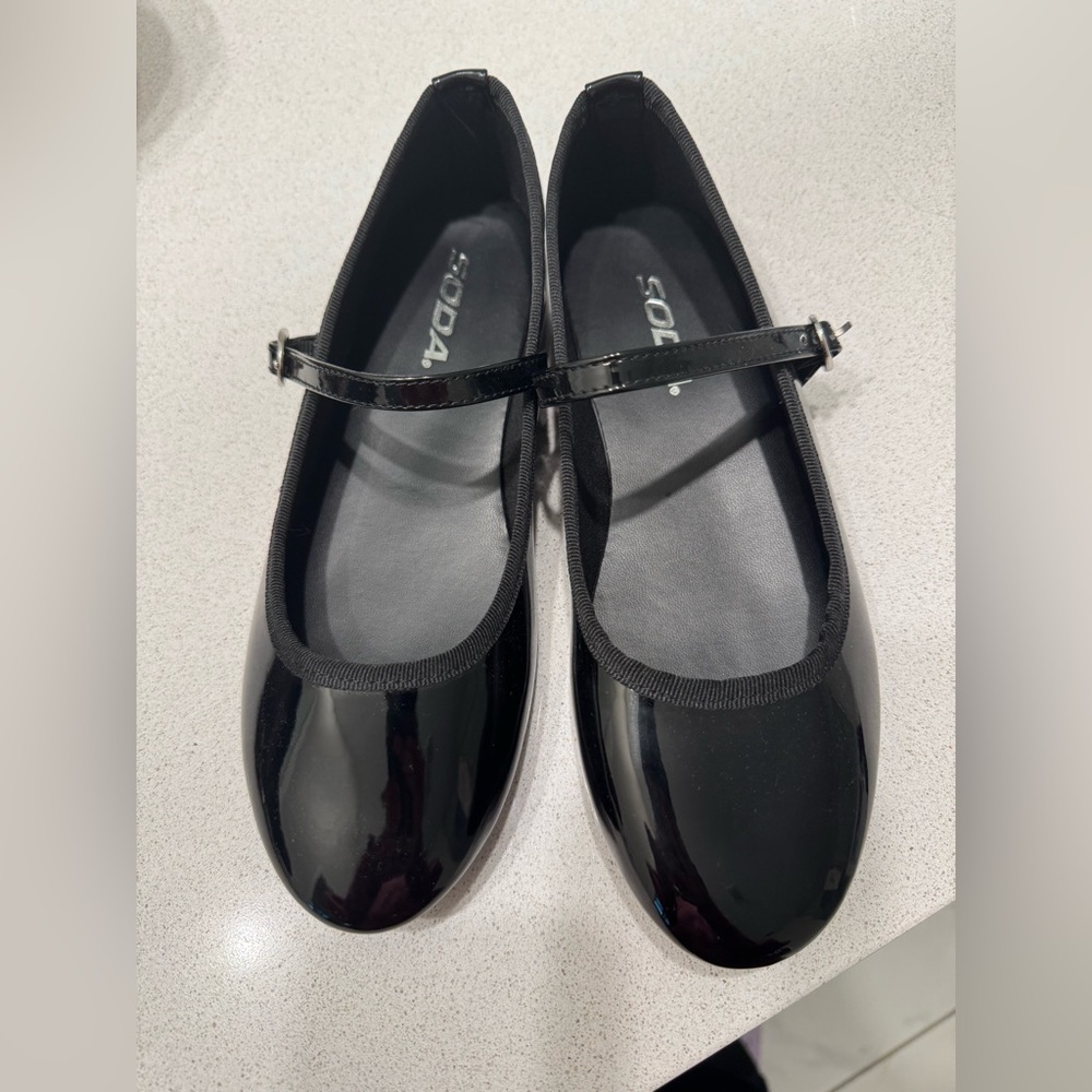 Mary Jane flats